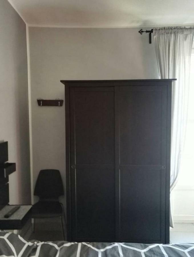 Cinecasa Di Andrea E Cristina Lägenhet Turin Exteriör bild